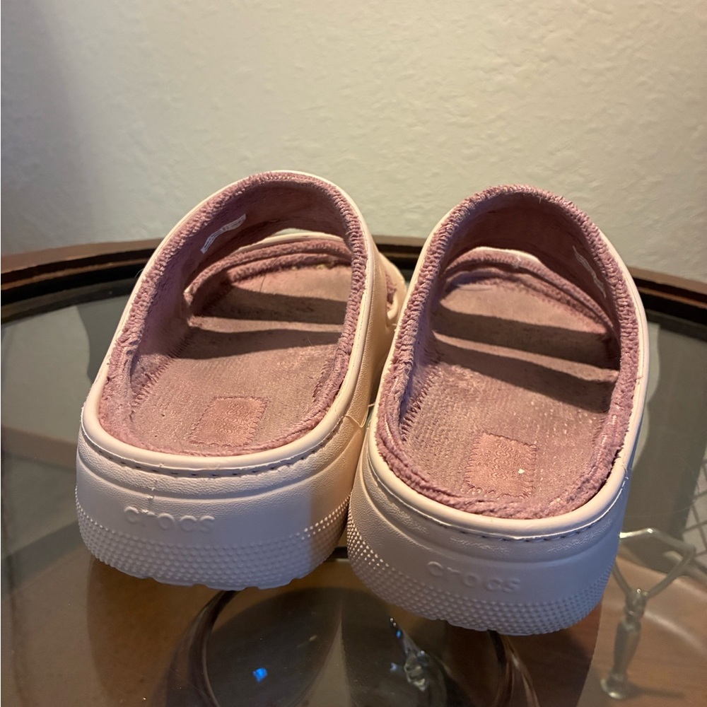 Crocs slide ins. - Picture 3 of 4